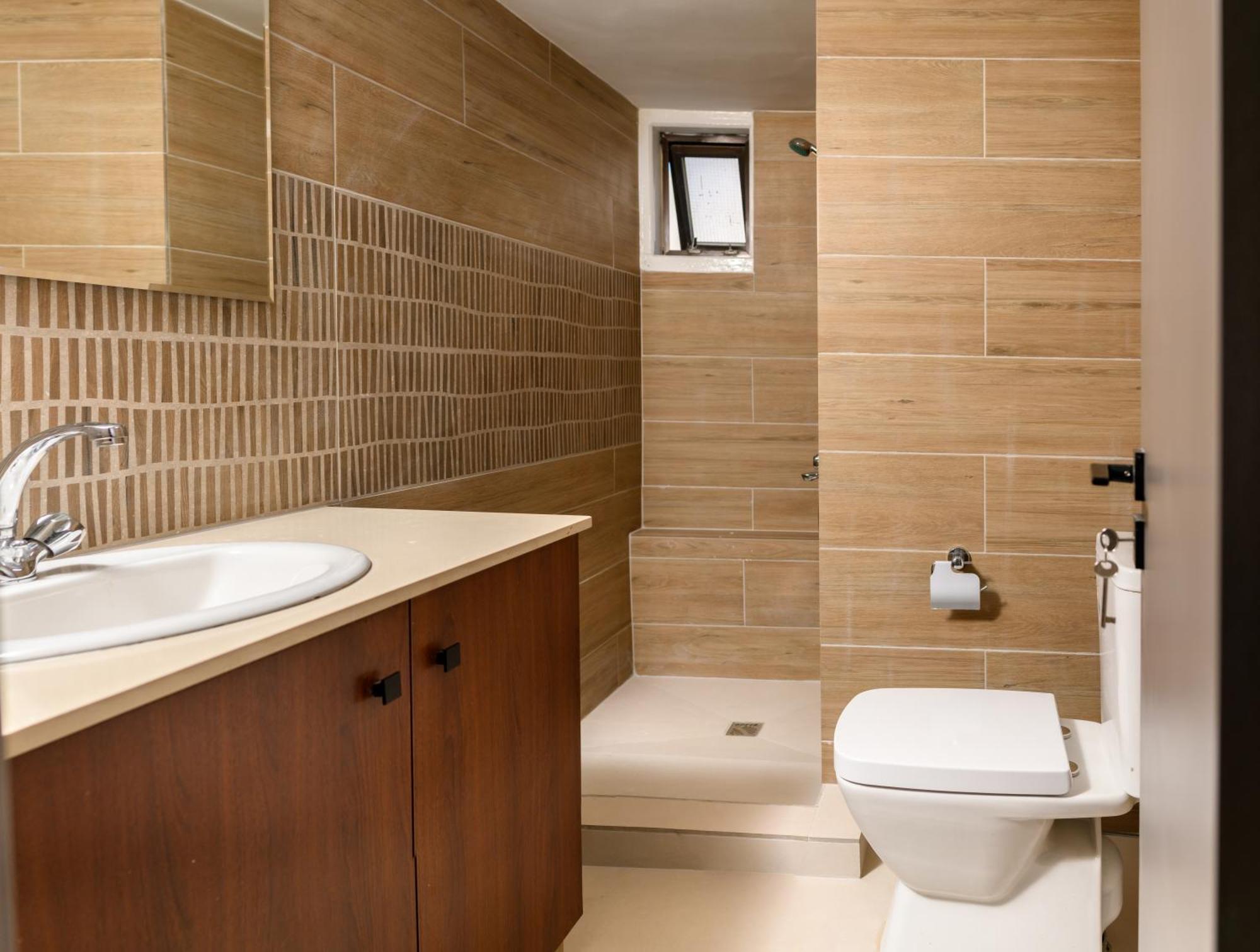Ollies 3 Bedroom Apartment Larnaca Exteriör bild
