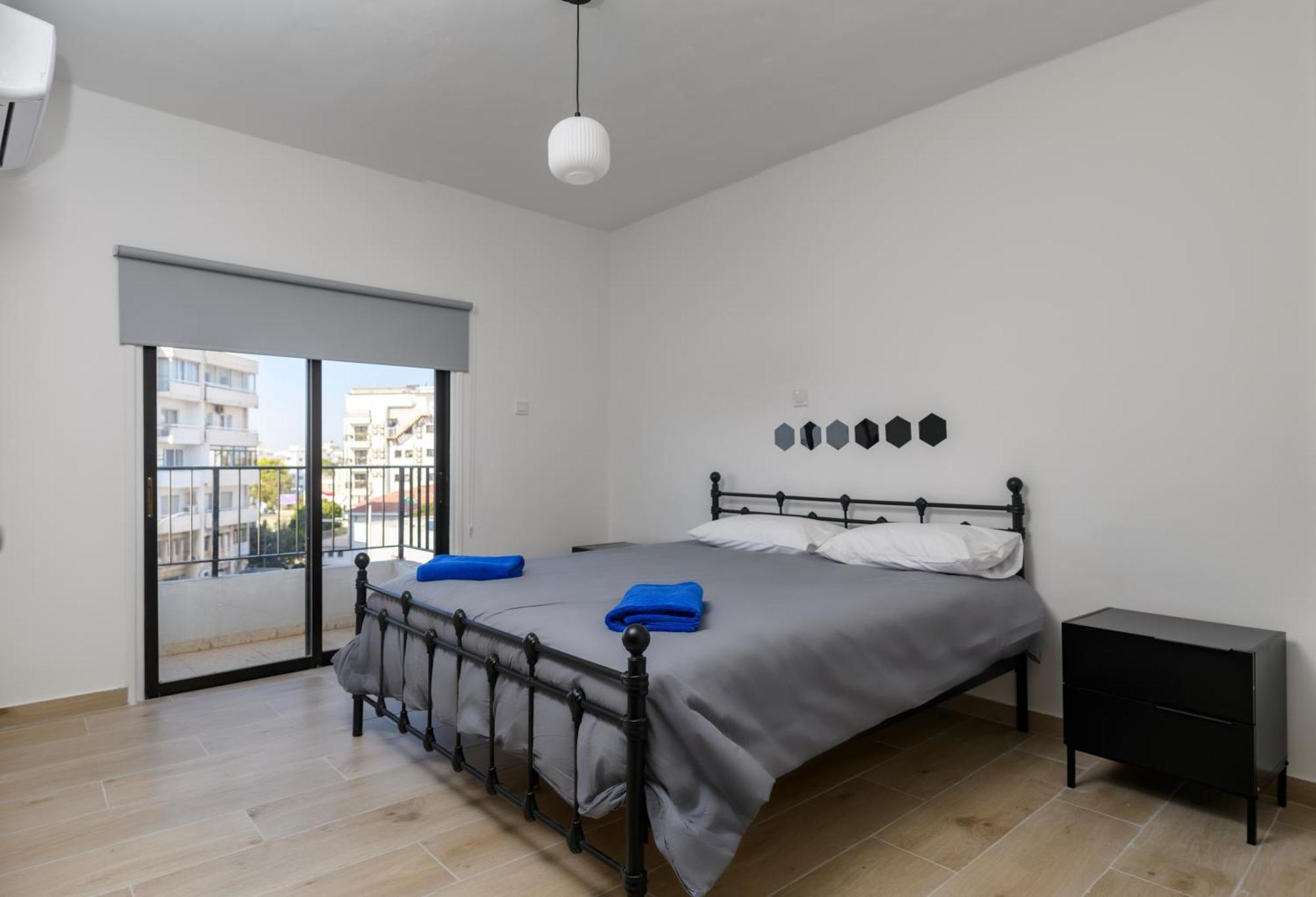 Ollies 3 Bedroom Apartment Larnaca Exteriör bild